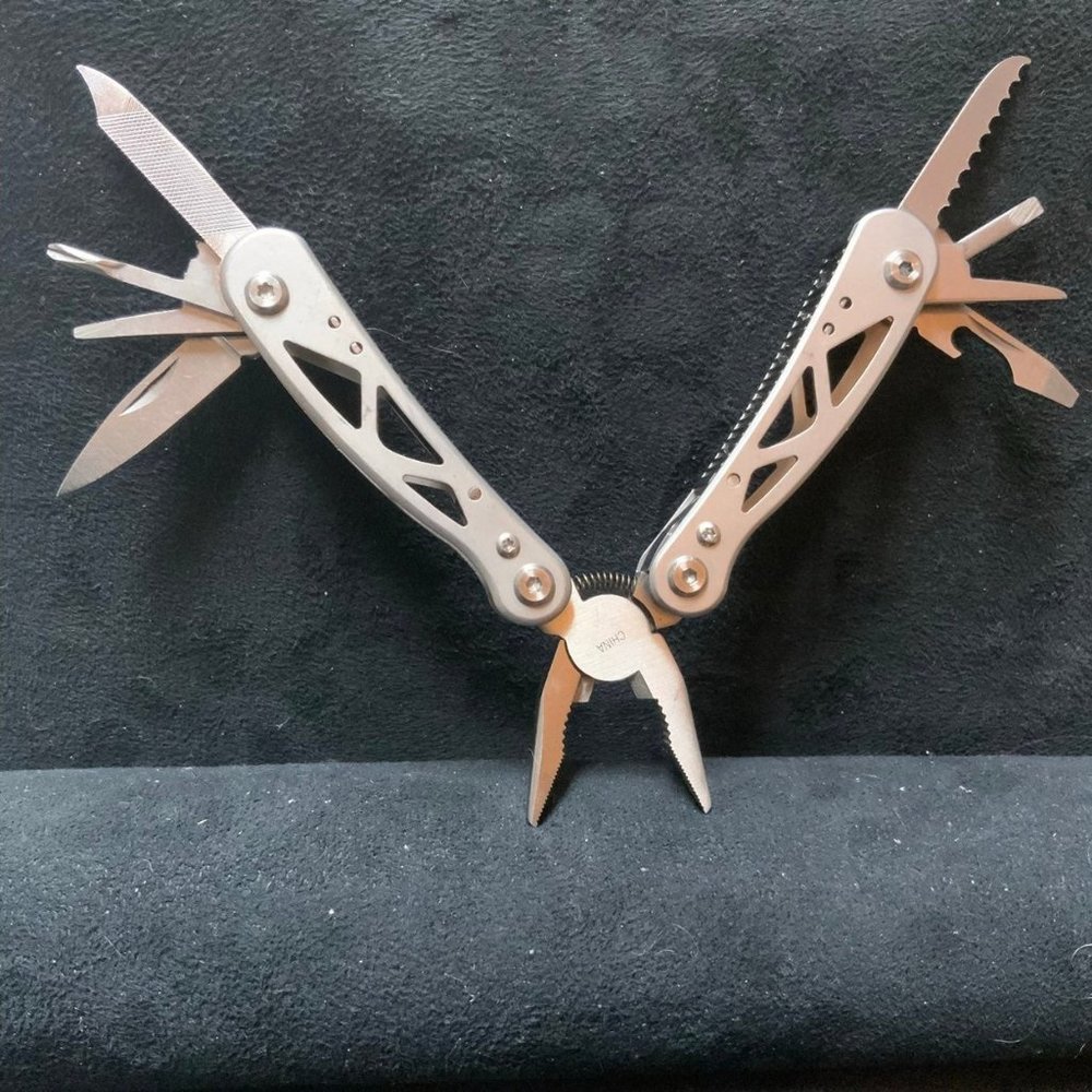 Task Force Folding Utility Tool